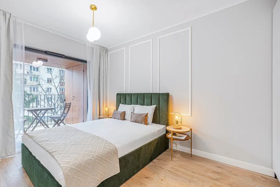 MODERN HIGH STANDARD 2-room flat with balcony in SRODMIESCIE DISTRICT