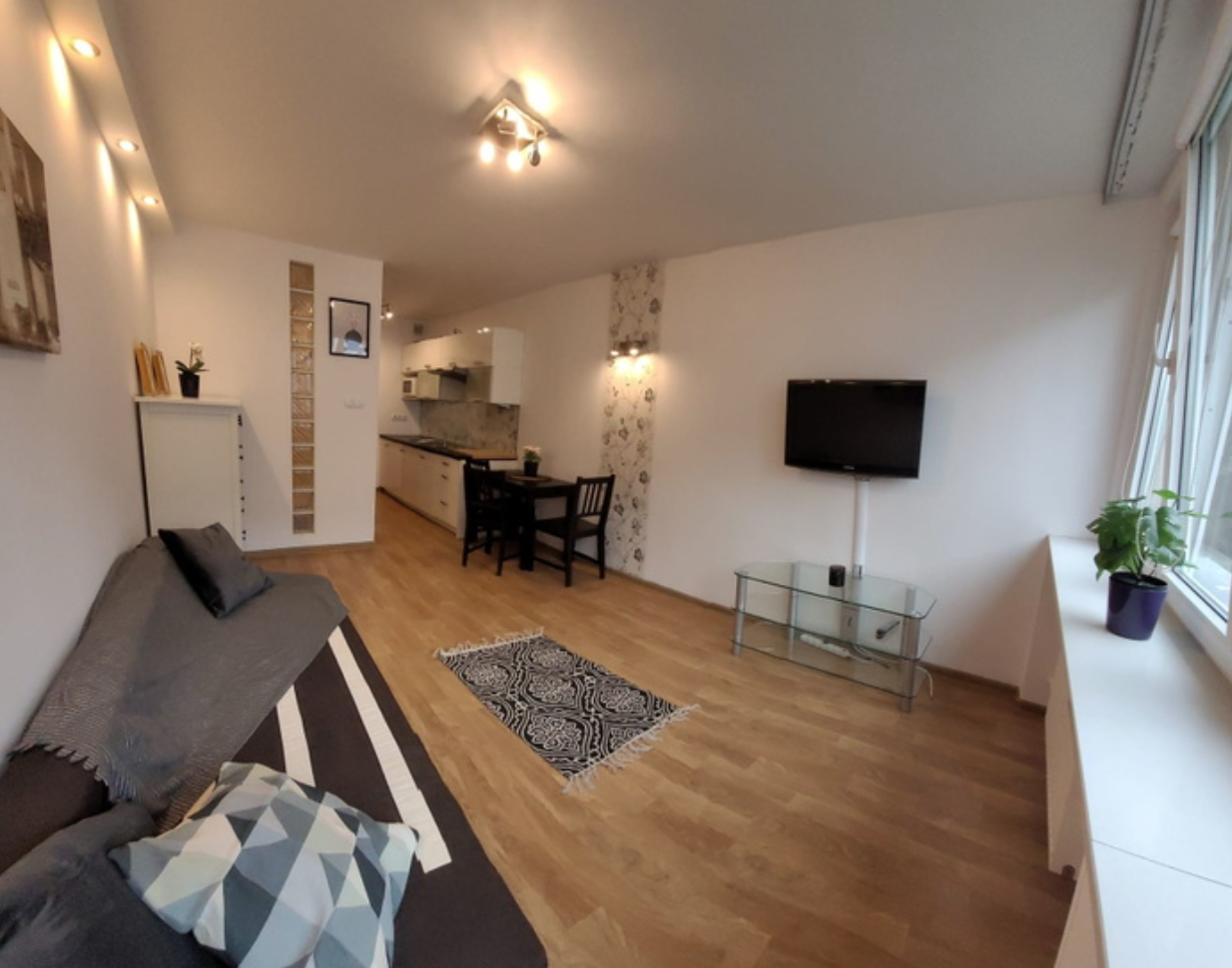 FUNCTIONAL STUDIO APARTMENT | ŚRÓDMIEŚCIE district — photo 2