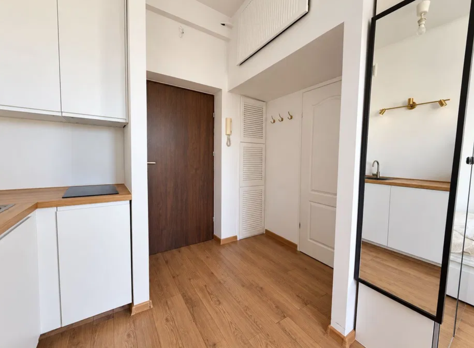 MODERN STUDIO APARTMENT | ŚRÓDMIEŚCIE district