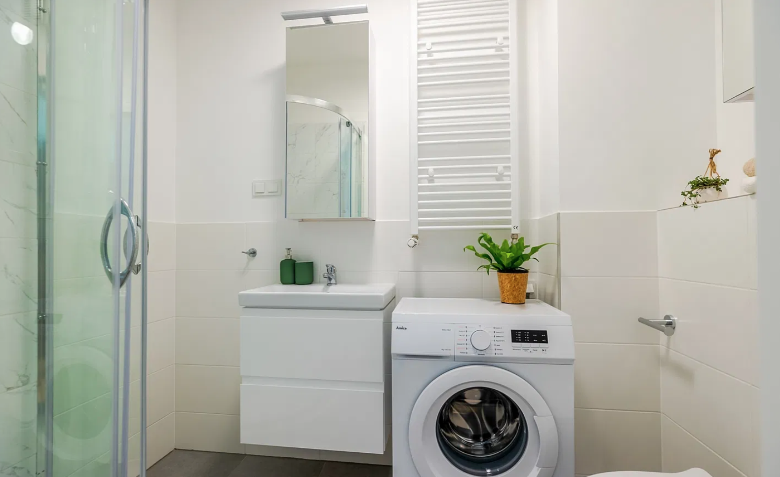 SPACIOUS 2-ROOM APARTMENT | PRAGA district