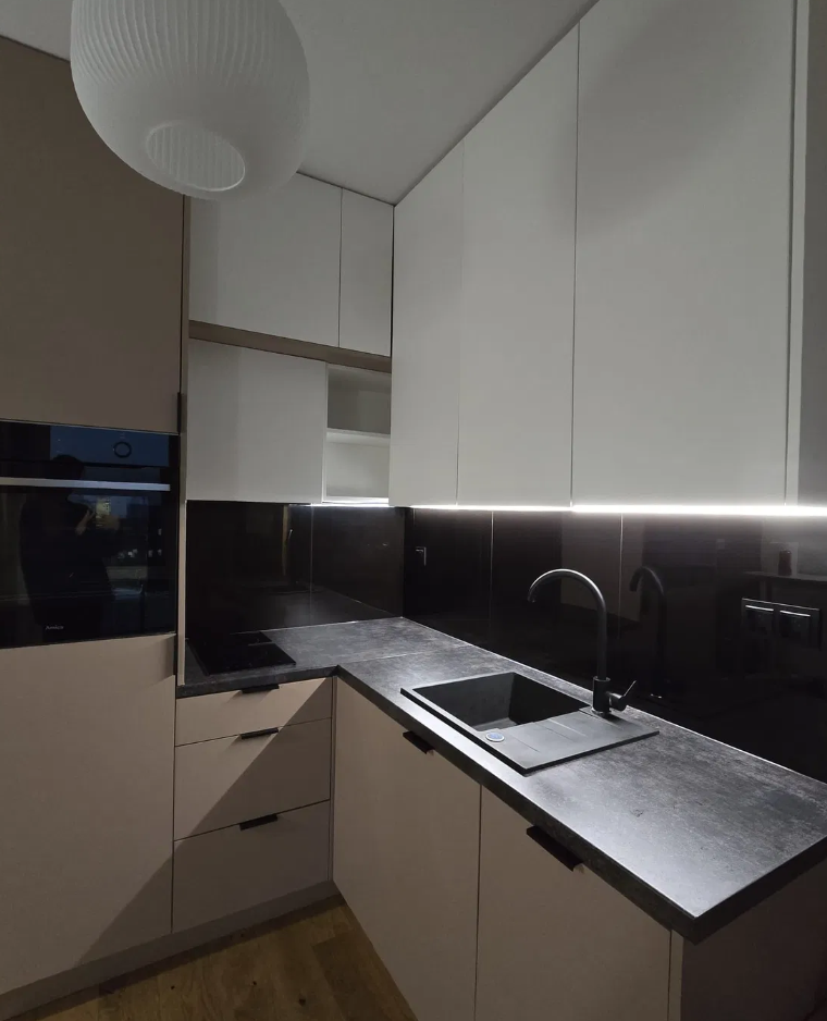 MODERN STUDIO | WŁOCHY district
