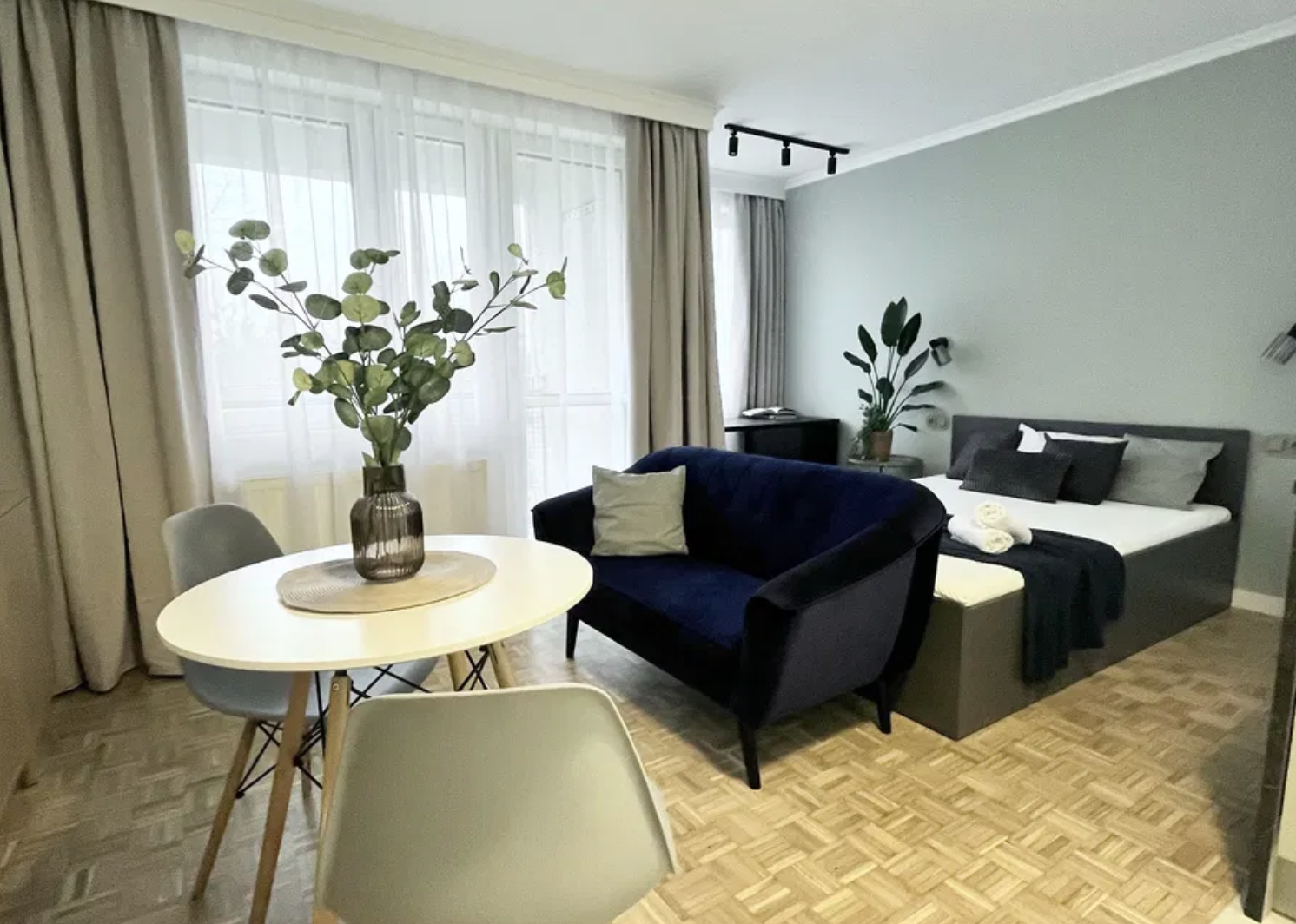 SPACIOUS STUDIO APARTMENT with balcony | MOKOTOW district