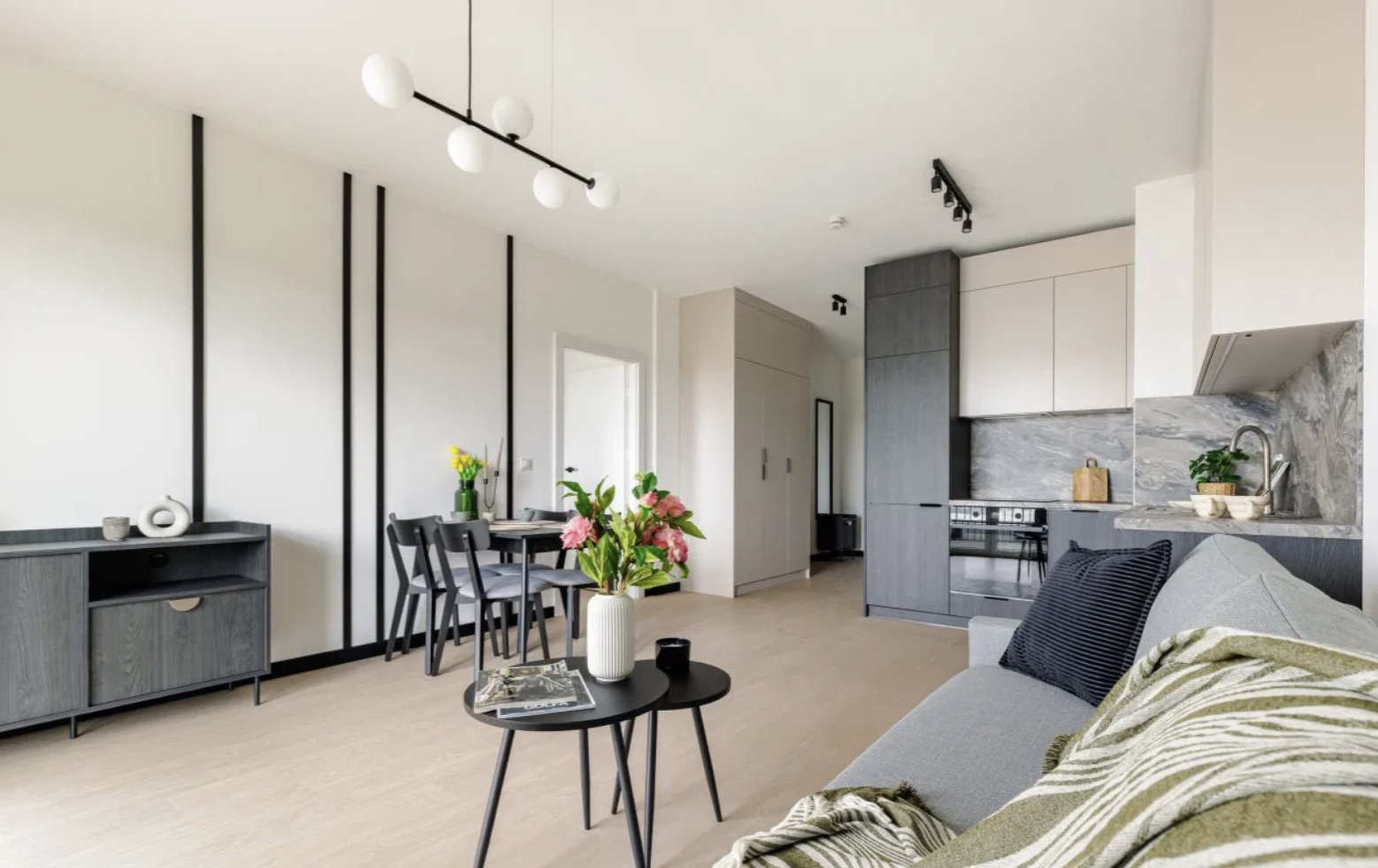 NEW MODERN 2-room apartment with balcony in WOLA DISTRICT | photo 3