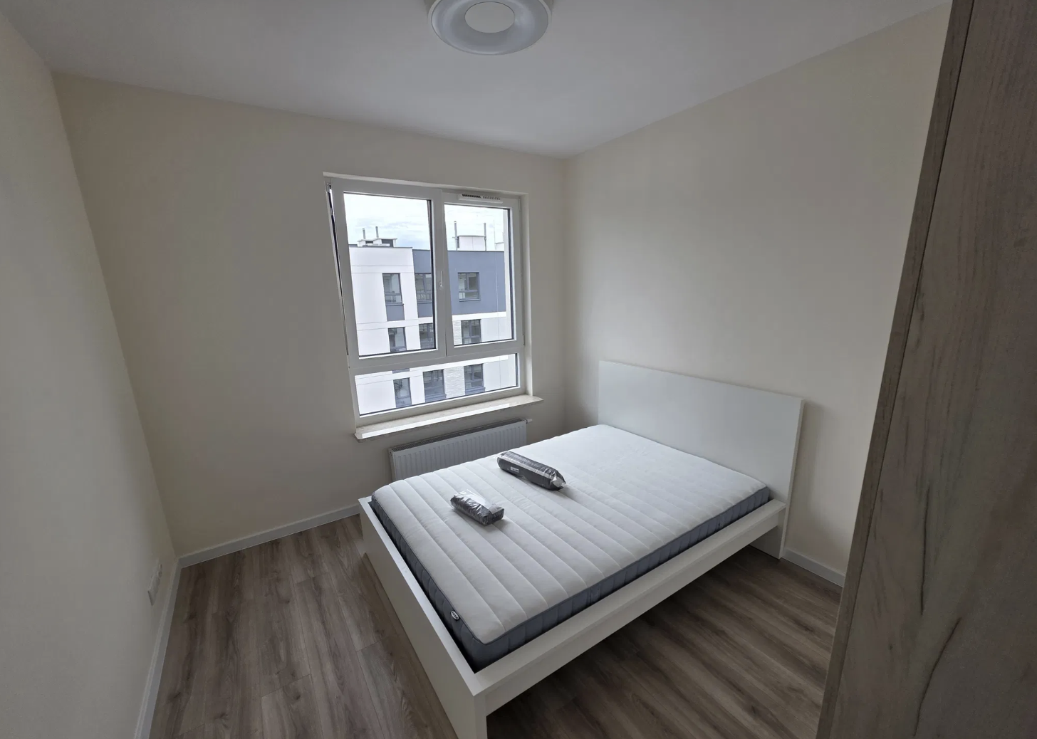COSY AND SPACIOUS 2-room flat with balcony in WLOCHY DISTRICT