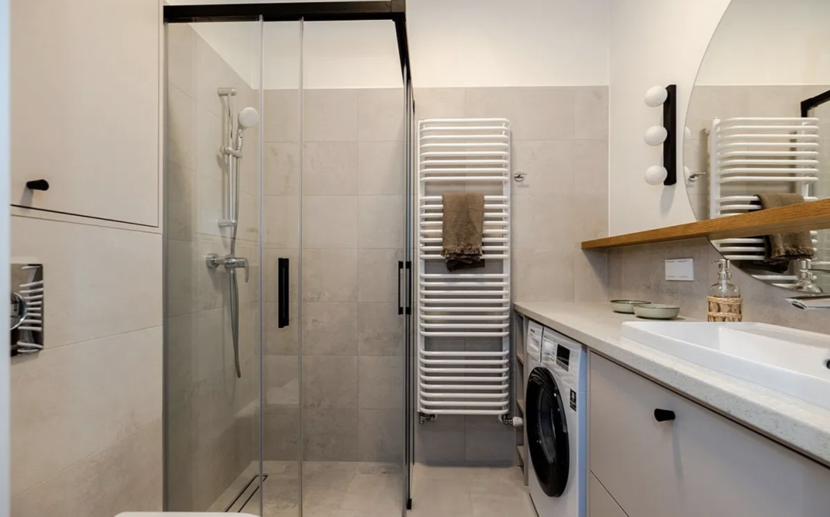 SPACIOUS and MODERN STUDIO FLAT in WOLA DISTRICT