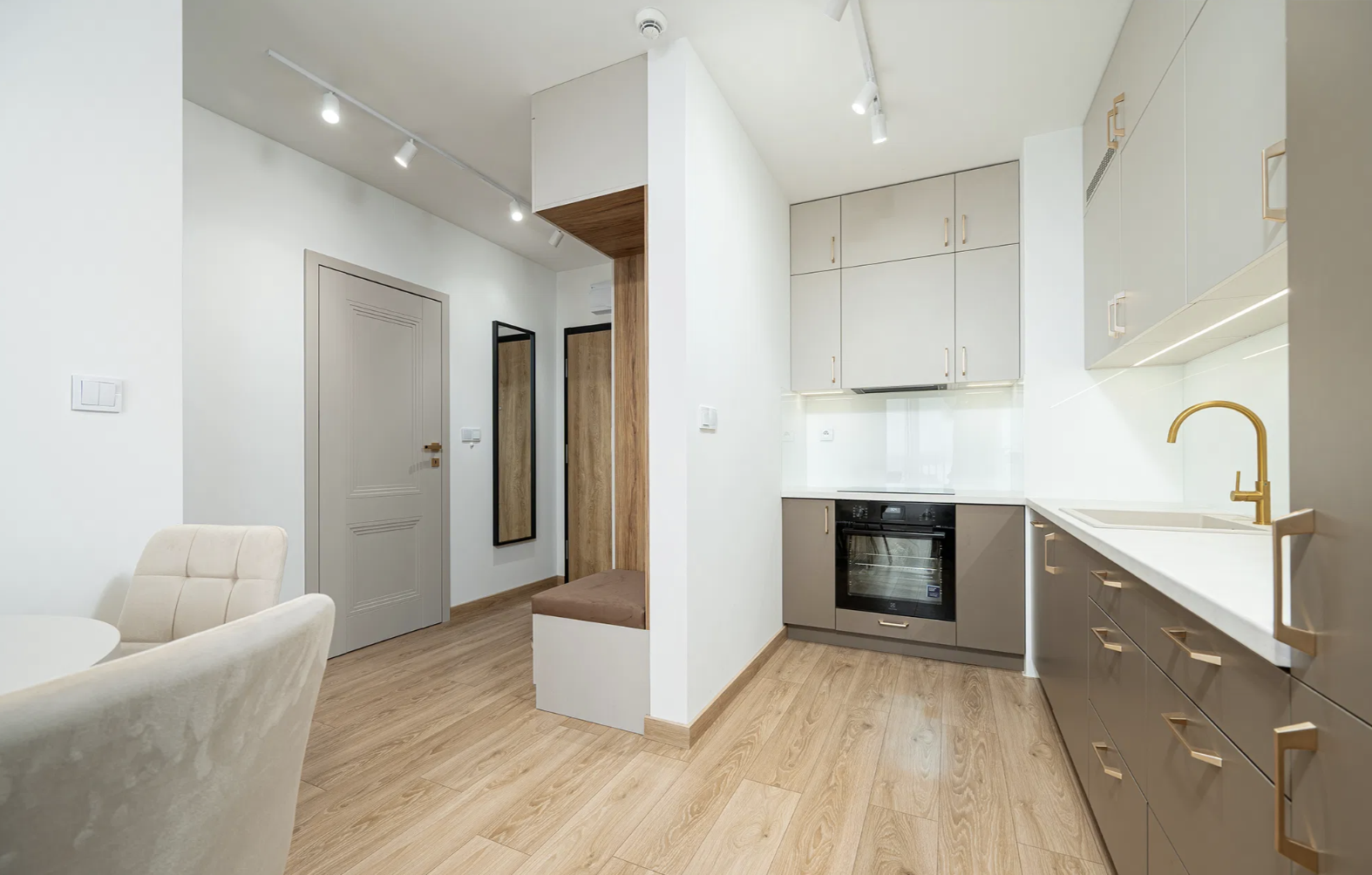 MODERN 2-room apartment with balcony in BIALOLEKA DISTRICT