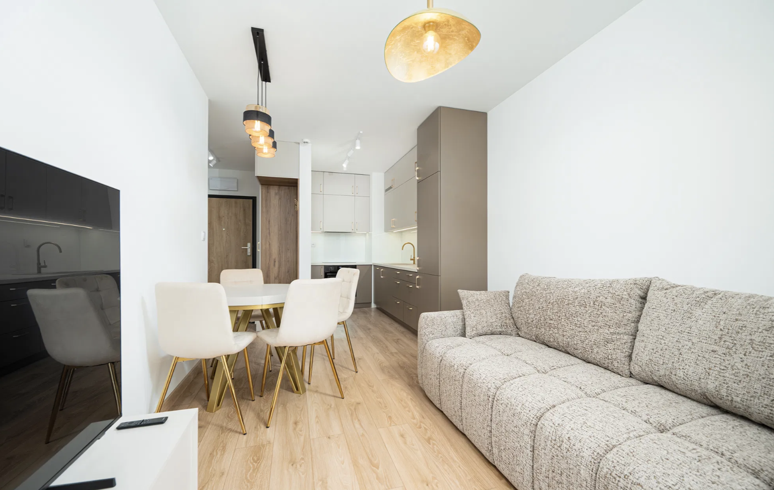 MODERN 2-room apartment with balcony in BIALOLEKA DISTRICT
