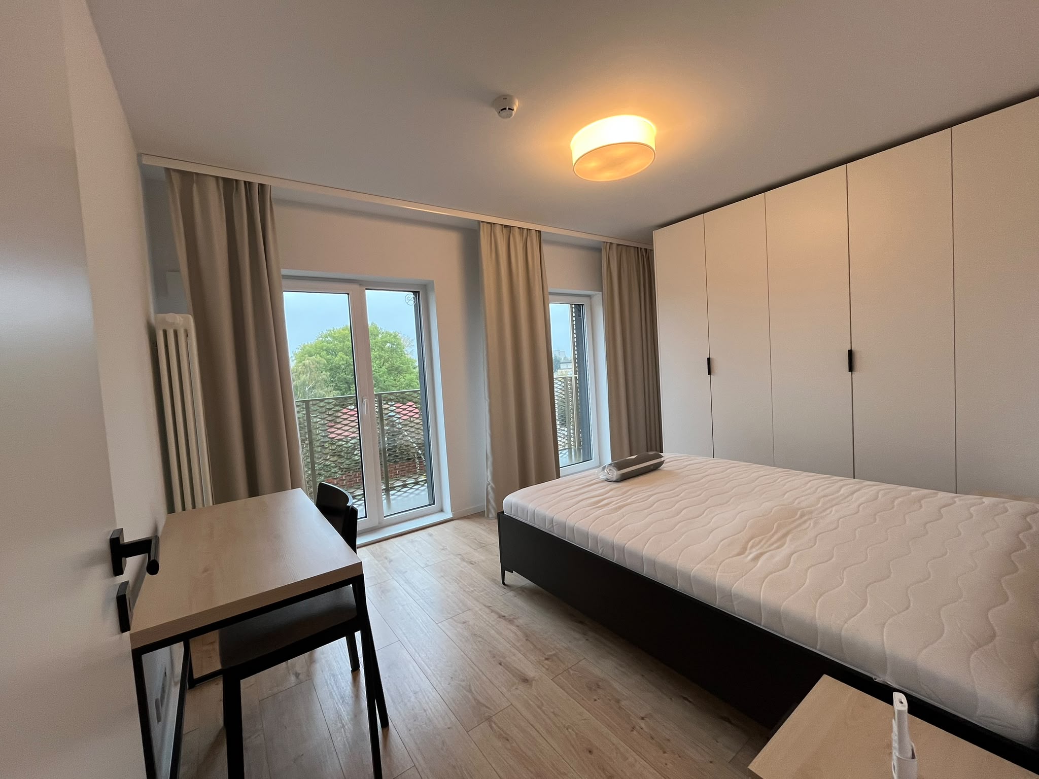 MODERN 2-room flat with balcony and AC near METRO WILANOWSKA I MOKOTOW | photo 4