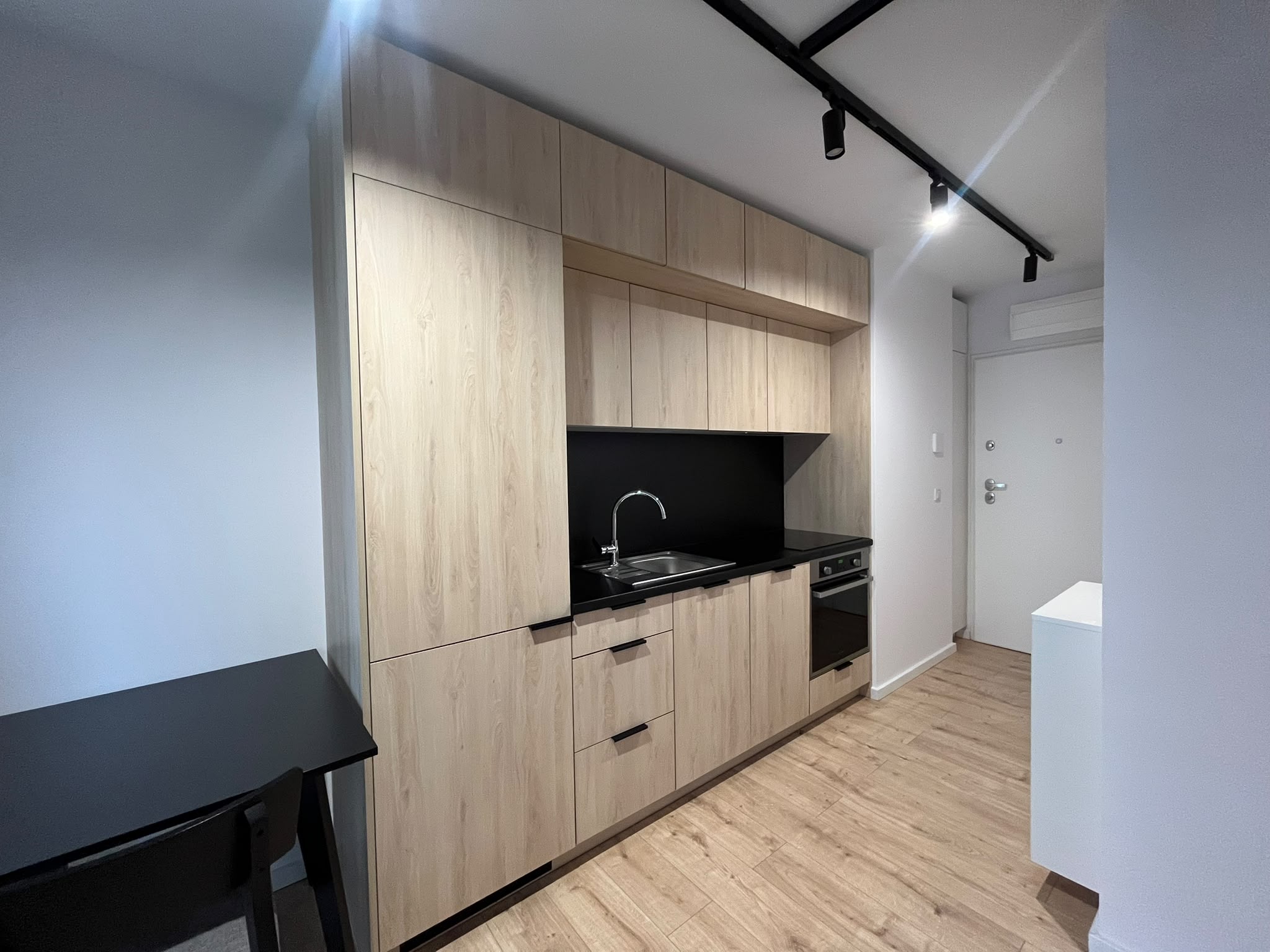 MODERN 2-room flat with balcony and AC near METRO WILANOWSKA I MOKOTOW | photo 3