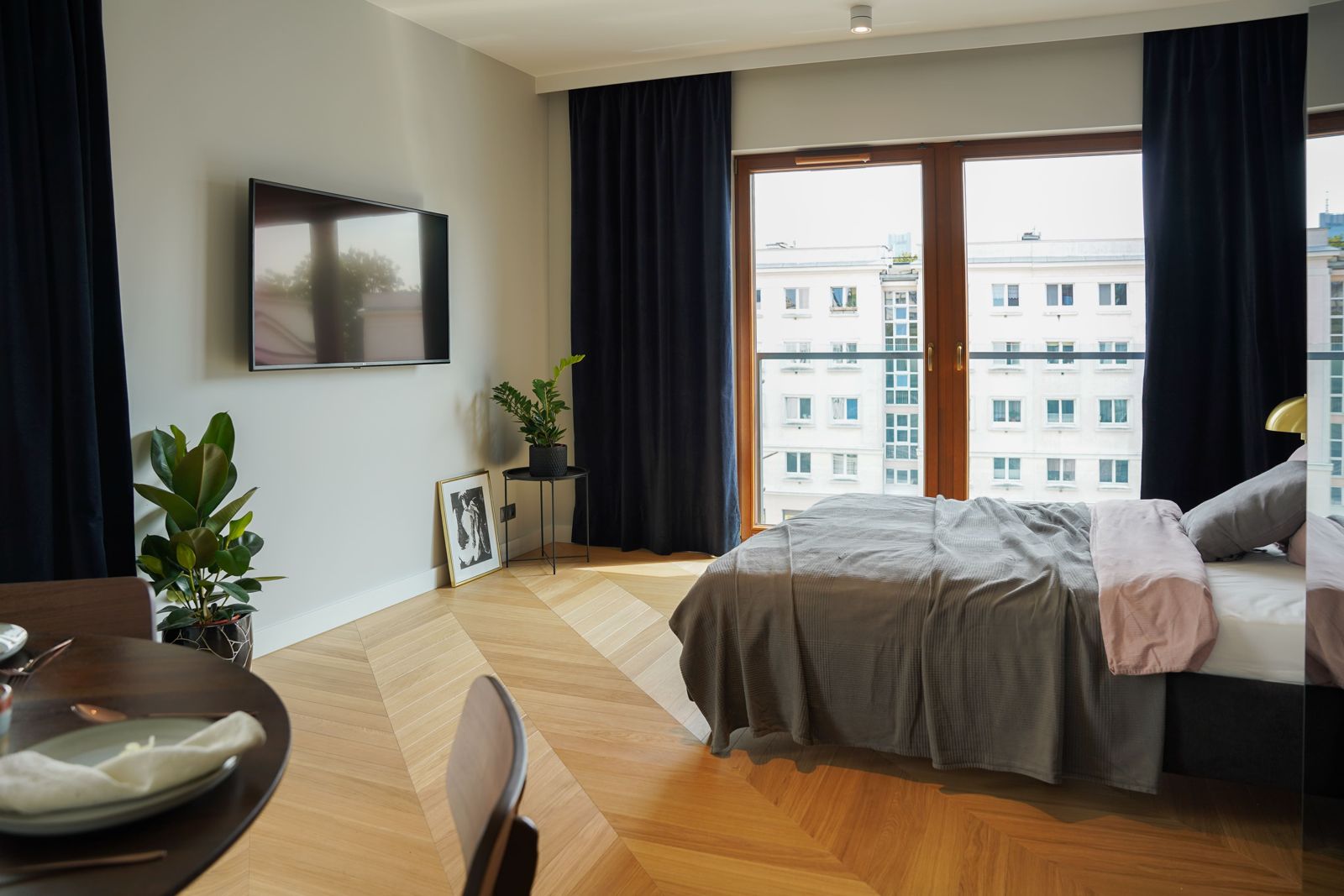 MODERN AND SPACIOUS studio flat with bed on PAWIA STREET / WOLA DISTRICT