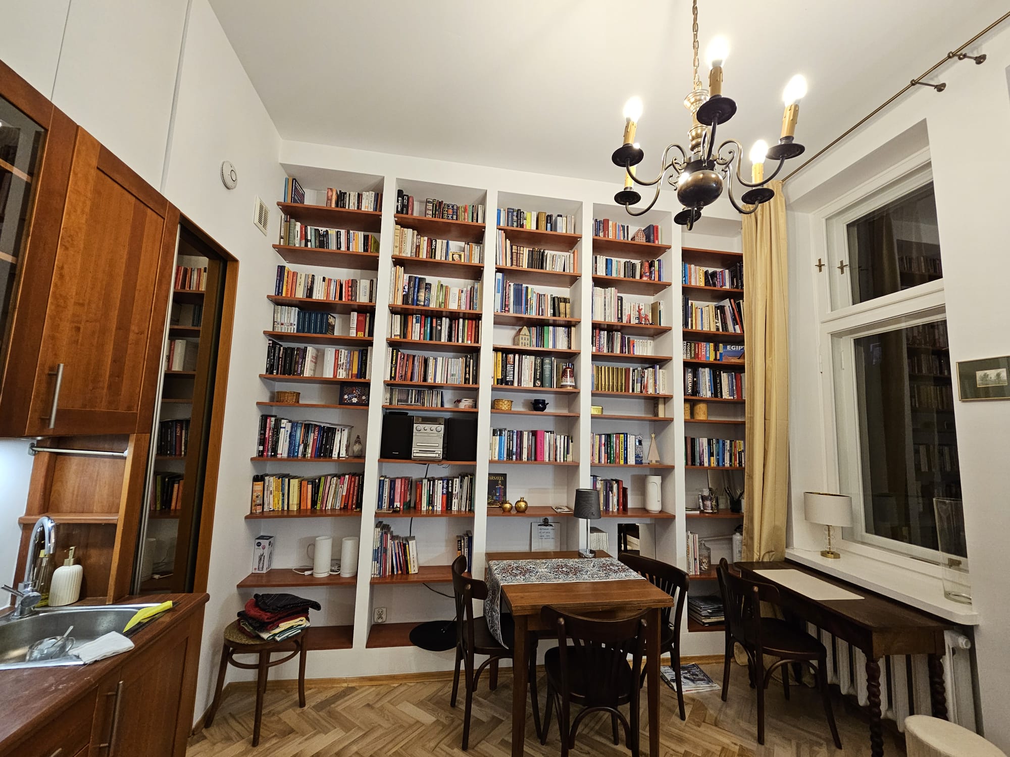 Monolocale con Balcone | Via Hoża | Soffitti Alti I CENTRO CITTÀ