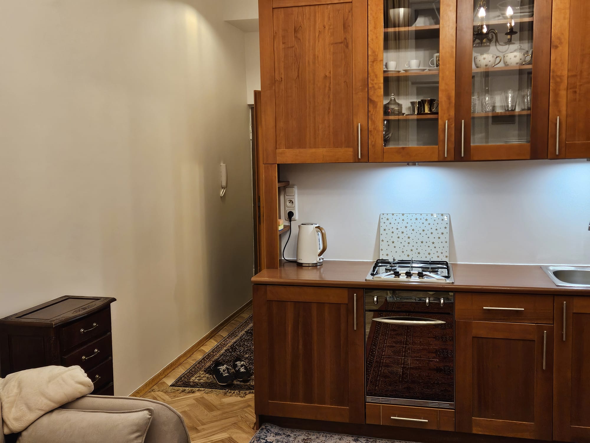 Studio Apartment with Balcony | Hoża Street | High Ceilings I CITY CENTER