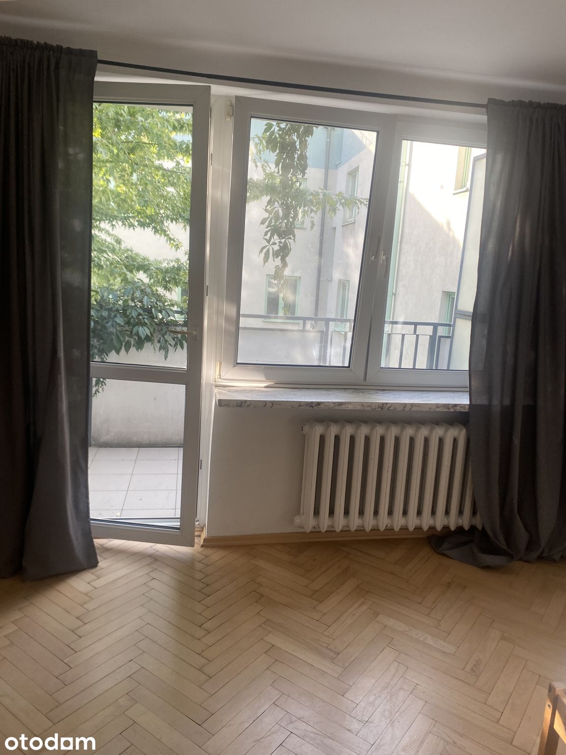 BRIGHT AND QUIET STUDIO | CENTRUM DISTRICT