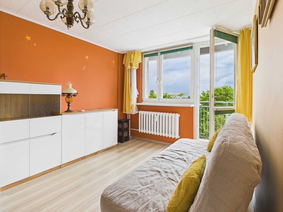 BRIGHT AND COLORFUL 2 ROOM | OCHOTA DISTRICT — photo 3