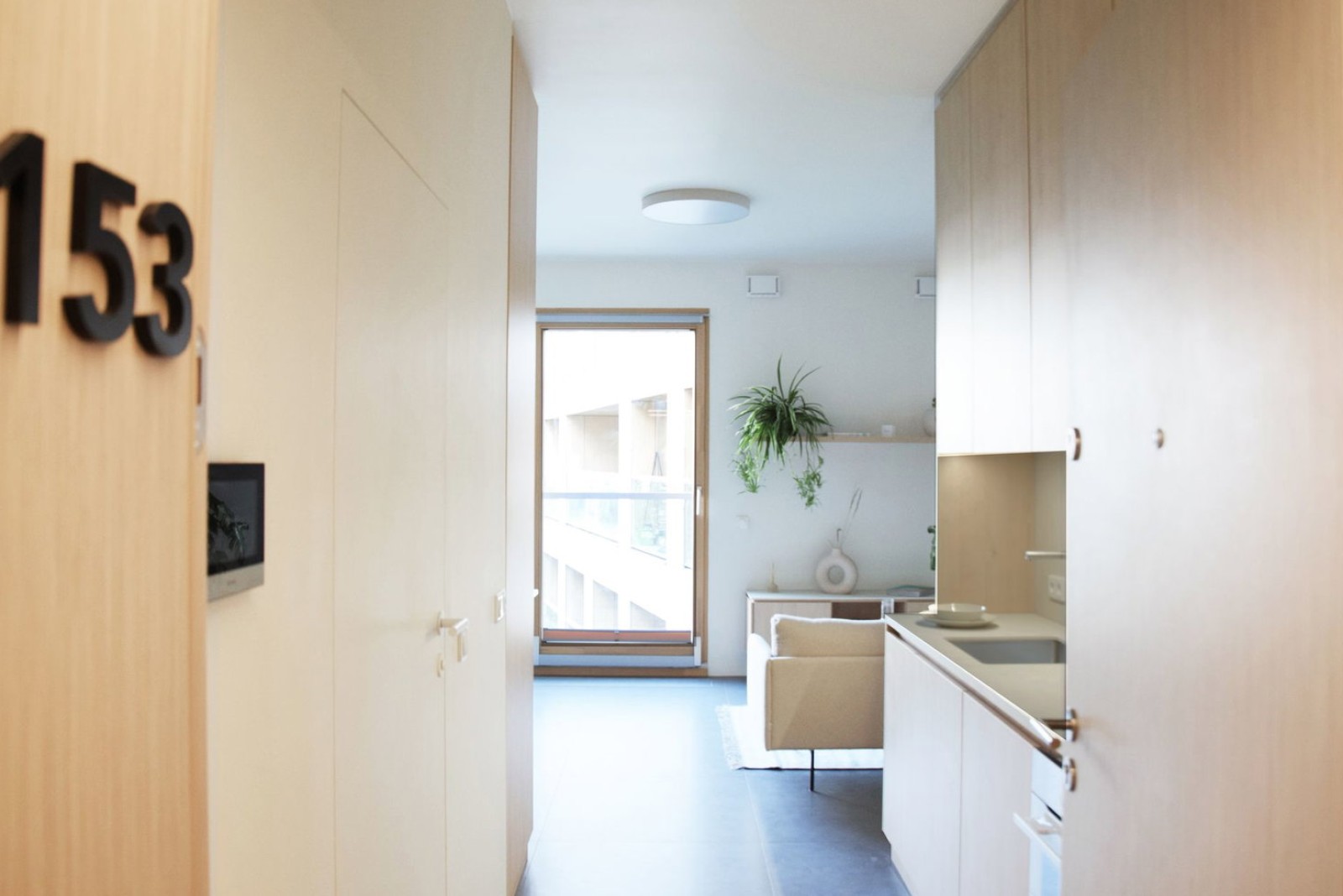DESIGNER STUDIO | WOLA DISTRICT | photo 2