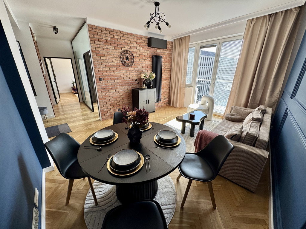PREMIUM 3-ROOM + BALCONY| TOP FLOOR | ŚRÓDMIEŚCIE DISTRICT