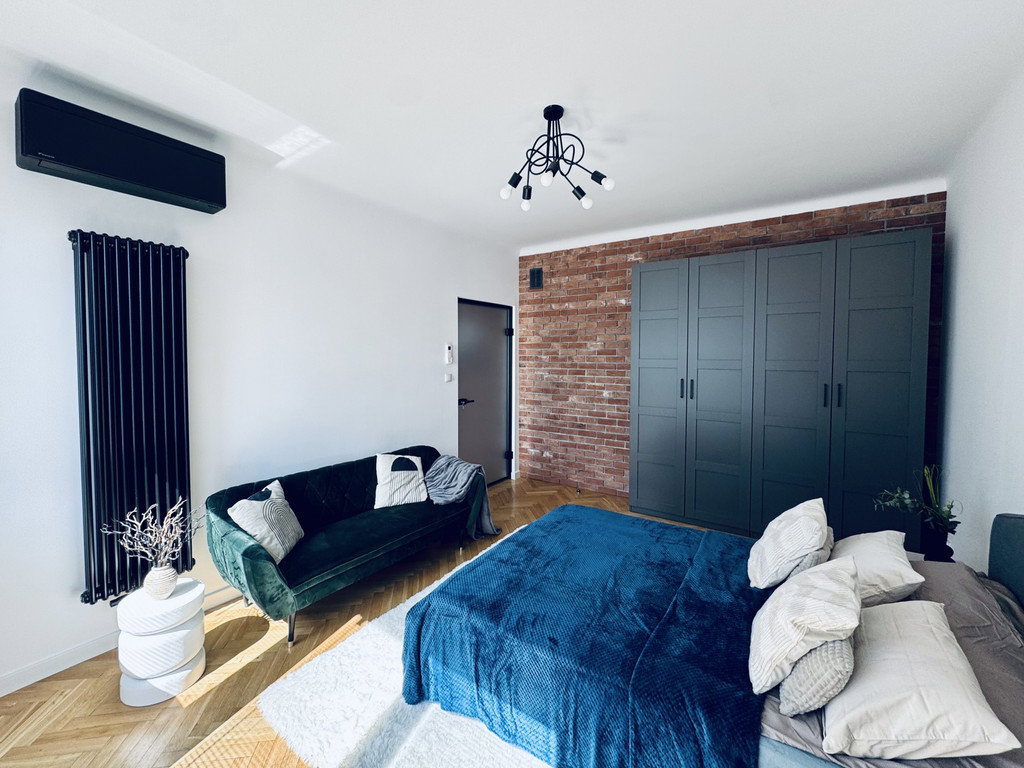 PREMIUM 3-ROOM + BALCONY| TOP FLOOR | ŚRÓDMIEŚCIE DISTRICT