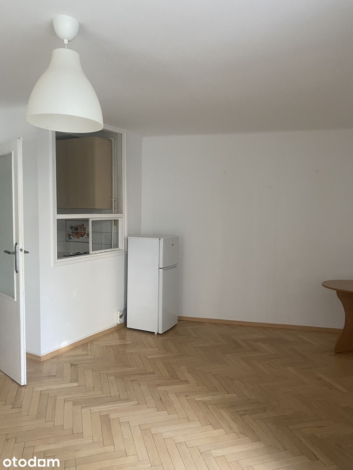 BRIGHT AND QUIET STUDIO | CENTRUM DISTRICT