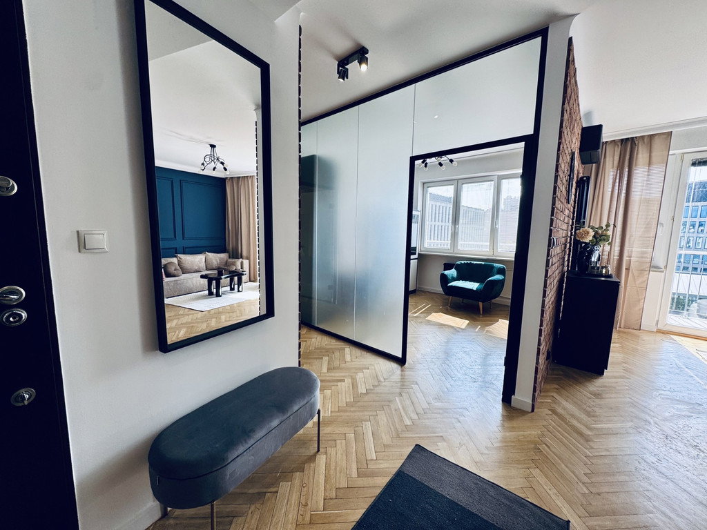 PREMIUM 3-ROOM + BALCONY| TOP FLOOR | ŚRÓDMIEŚCIE DISTRICT