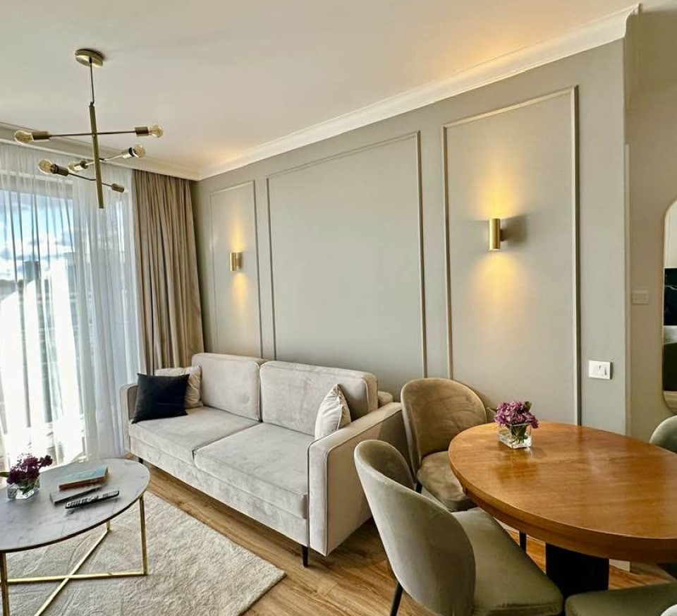 PREMIUM 2-ROOM | WOLA DISTRICT